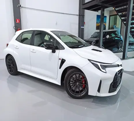 TOYOTA GR COROLLA 1.6 TURBO GASOLINA CORE GR-FOUR MANUAL