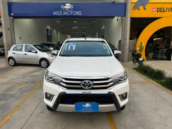 TOYOTA HILUX 2.7 SR 4X2 CD 16V FLEX 4P AUTOMÁTICO
