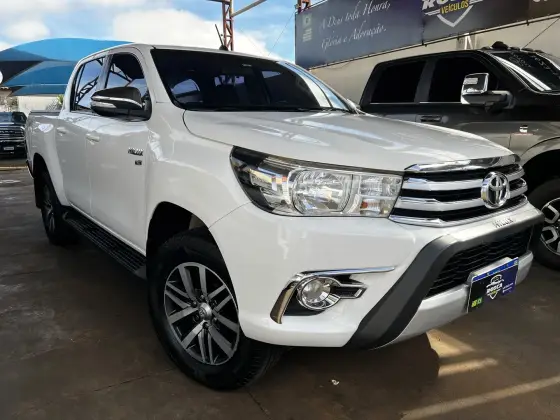 TOYOTA HILUX 2.7 SRV 4X4 CD 16V FLEX 4P AUTOMÁTICO