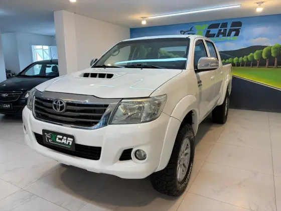 TOYOTA HILUX 3.0 SRV 4X4 CD 16V TURBO INTERCOOLER DIESEL 4P AUTOMÁTICO