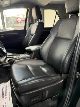 TOYOTA-HILUX SW4-2.8 D-4D TURBO DIESEL SRX 4X4 AUTOMÁTICO TOYOTA-HILUX SW4-2022