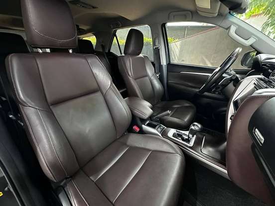 TOYOTA-HILUX SW4-2017