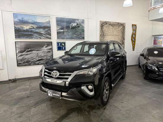 TOYOTA-HILUX SW4-2.8 SRX 4X4 16V TURBO INTERCOOLER DIESEL 4P AUTOMÁTICO TOYOTA-HILUX SW4-2016