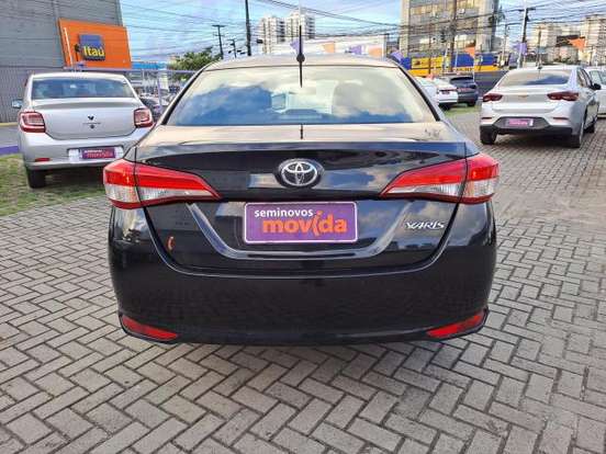 TOYOTA-YARIS-2024