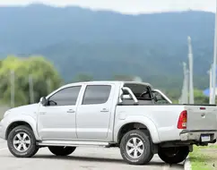 TOYOTA HILUX 2.7 SR 4X2 CD 16V GASOLINA 4P MANUAL TOYOTA HILUX 2.7 SR 4X2 CD 16V GASOLINA 4P MANUAL