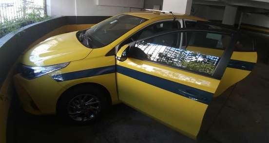 TOYOTA-YARIS-2023