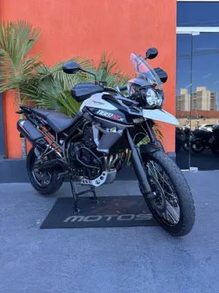TRIUMPH TIGER 800 XCX 