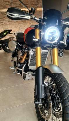 TRIUMPH-SCRAMBLER 1200 XE-2024