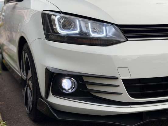 VOLKSWAGEN-FOX-2021