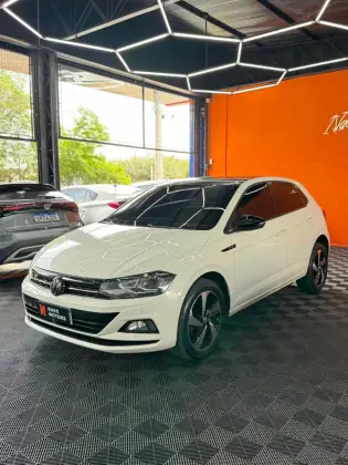 VOLKSWAGEN POLO 1.0 200 TSI HIGHLINE AUTOMÁTICO