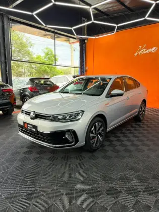 VOLKSWAGEN VIRTUS 1.0 200 TSI HIGHLINE AUTOMÁTICO