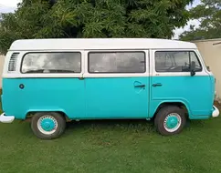 VOLKSWAGEN KOMBI 1.4 MI STD 8V FLEX 4P MANUAL VOLKSWAGEN KOMBI 1.4 MI STD 8V FLEX 4P MANUAL