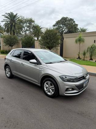 VOLKSWAGEN POLO 1.0 200 TSI COMFORTLINE AUTOMÁTICO