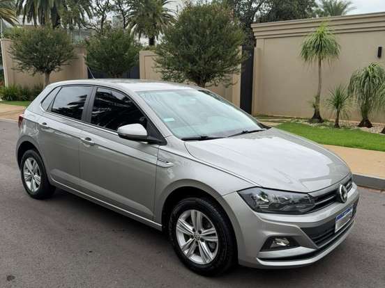 VOLKSWAGEN-POLO-1.0 200 TSI COMFORTLINE AUTOMÁTICO VOLKSWAGEN-POLO-2018