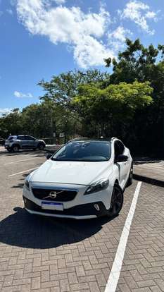 VOLVO-V40-2.0 T5 CROSS COUNTRY AWD TURBO GASOLINA 4P AUTOMÁTICO VOLVO-V40-2014