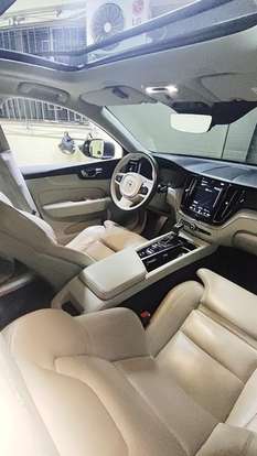 VOLVO-XC60-2018