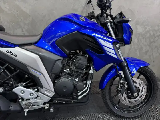 YAMAHA FZ25 FAZER ABS 