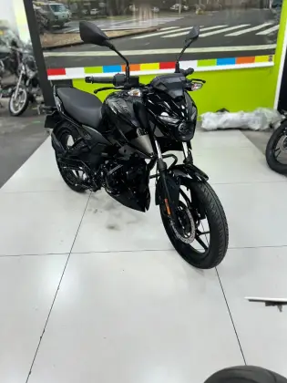 BAJAJ PULSAR N150 