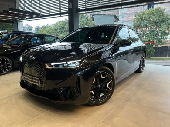 BMW iX 2025 ELÉTRICO XDRIVE50 SPORT