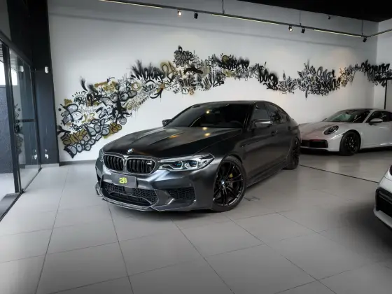 BMW M5 4.4 V8 TWIN POWER M XDRIVE STEPTRONIC BMW M5 4.4 V8 TWIN POWER M XDRIVE STEPTRONIC