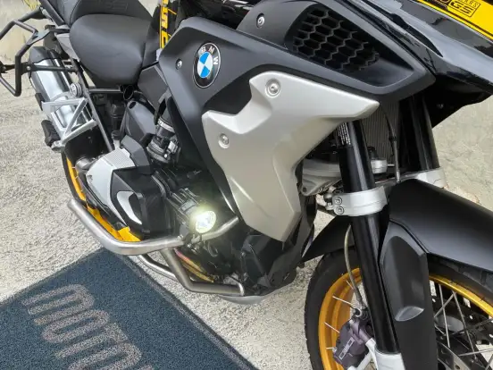 BMW-R 1250 GS PREMIUM 40 ANOS BMW-R 1250 GS PREMIUM 40 ANOS-2021