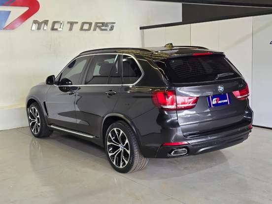 BMW-X5-2017