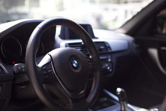 BMW-120i-2018