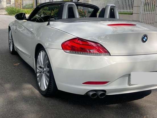 BMW-Z4-2.5 I6 GASOLINA SDRIVE23I AUTOMÁTICO BMW-Z4-2009