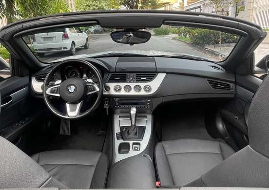 BMW-Z4-2.5 I6 GASOLINA SDRIVE23I AUTOMÁTICO BMW-Z4-2009