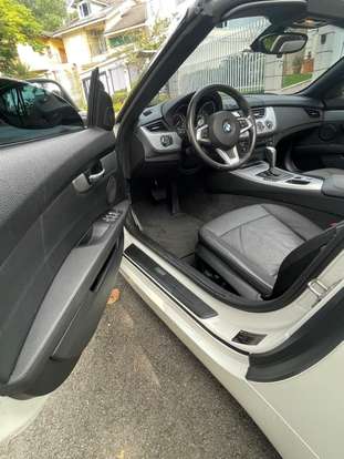 BMW-Z4-2.5 I6 GASOLINA SDRIVE23I AUTOMÁTICO BMW-Z4-2009