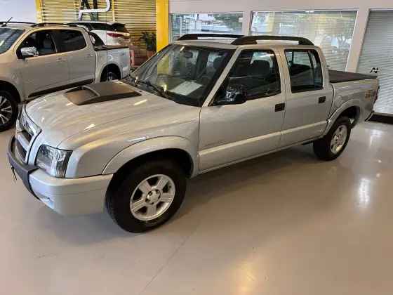 CHEVROLET S10 2.8 TORNADO 4X4 CD 12V TURBO ELECTRONIC INTERCOOLER DIESEL 4P MANUAL