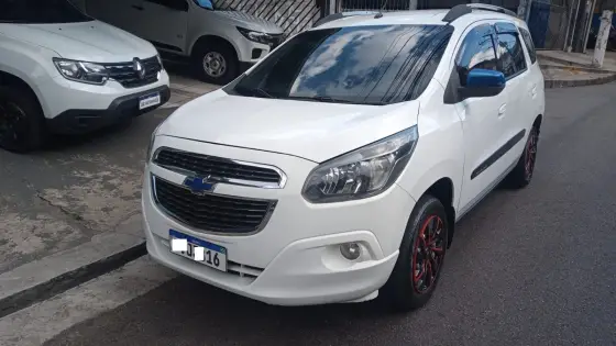CHEVROLET SPIN 1.8 ADVANTAGE 8V FLEX 4P AUTOMÁTICO CHEVROLET SPIN 1.8 ADVANTAGE 8V FLEX 4P AUTOMÁTICO