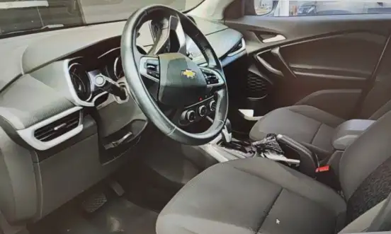 CHEVROLET-TRACKER-2020