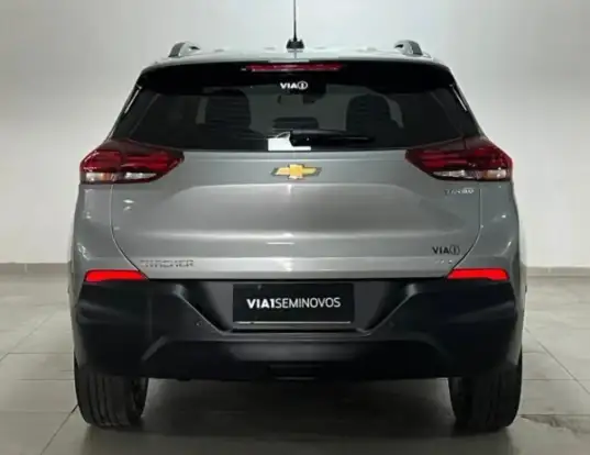 CHEVROLET-TRACKER-2023