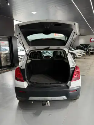 CHEVROLET-TRACKER-2014