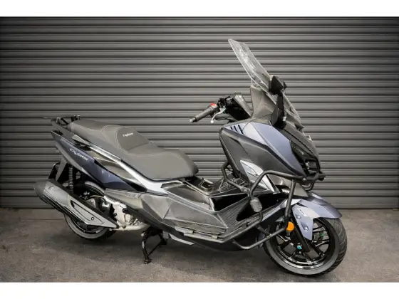 DAFRA CRUISYM 300 DAFRA CRUISYM 300