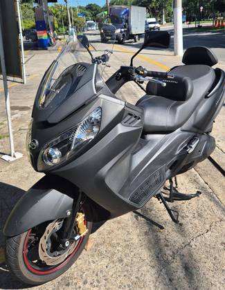 DAFRA MAXSYM 400i 