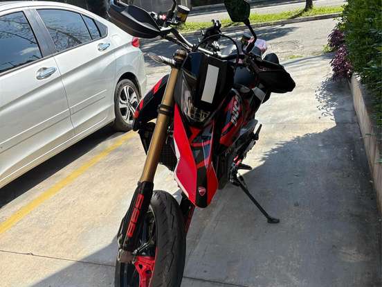 DUCATI-HYPERMOTARD 698 MONO DUCATI-HYPERMOTARD 698 MONO-2025