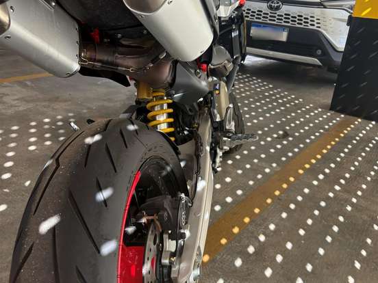 DUCATI-HYPERMOTARD 698 MONO DUCATI-HYPERMOTARD 698 MONO-2025
