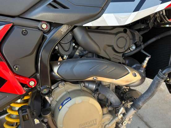 DUCATI-HYPERMOTARD 698 MONO DUCATI-HYPERMOTARD 698 MONO-2025