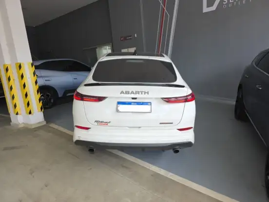 FIAT-FASTBACK-1.3 TURBO 270 FLEX ABARTH AT6 FIAT-FASTBACK-2024