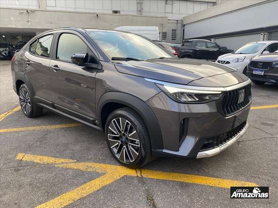 FIAT-FASTBACK-2025