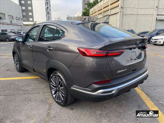 FIAT-FASTBACK-2025