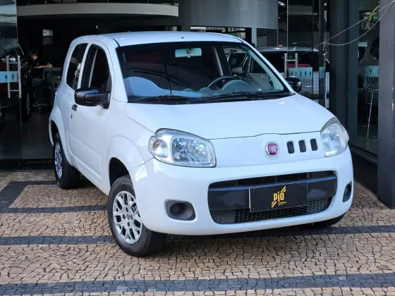 FIAT UNO 1.0 EVO VIVACE 8V FLEX 2P MANUAL FIAT UNO 1.0 EVO VIVACE 8V FLEX 2P MANUAL