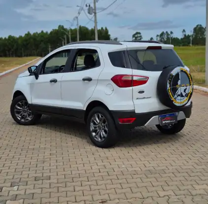 FORD-ECOSPORT-2014