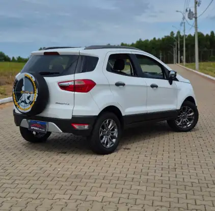 FORD-ECOSPORT-2014