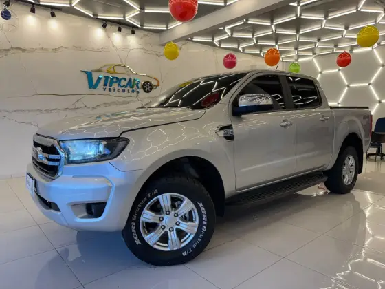 FORD RANGER 3.2 XLT 4X4 CD 20V DIESEL 4P AUTOMÁTICO