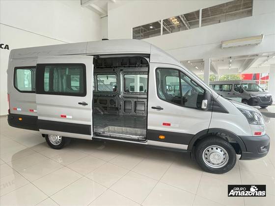 FORD TRANSIT 2.0 ECOBLUE DIESEL VIDRADA L4H3 AUTOMÁTICO