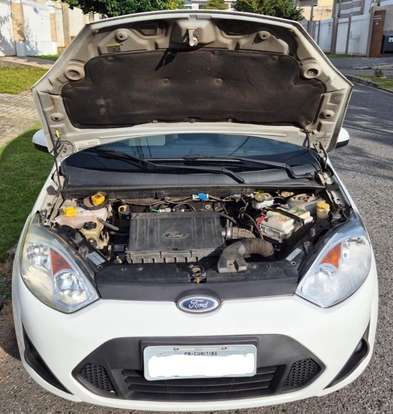 FORD-FIESTA-2013