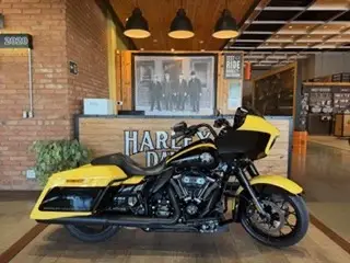 HARLEY-DAVIDSON ROAD GLIDE SPECIAL 